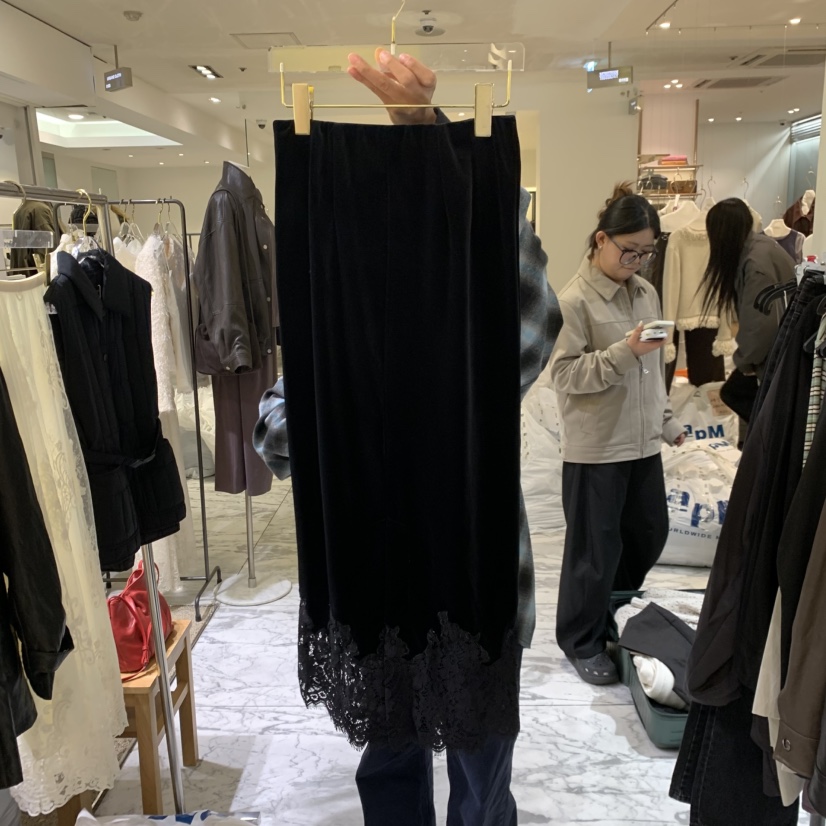 LE MASTERPLACE東大門實拍女裝新款人氣熱賣長裙天鵝絨蕾絲Le masterpiece長裙