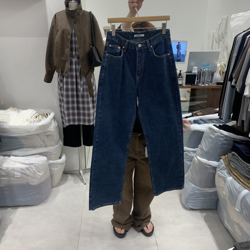 ANN MARGRET東大門直郵女士新款真品牛仔褲GRETA.Y牛仔褲圖色1