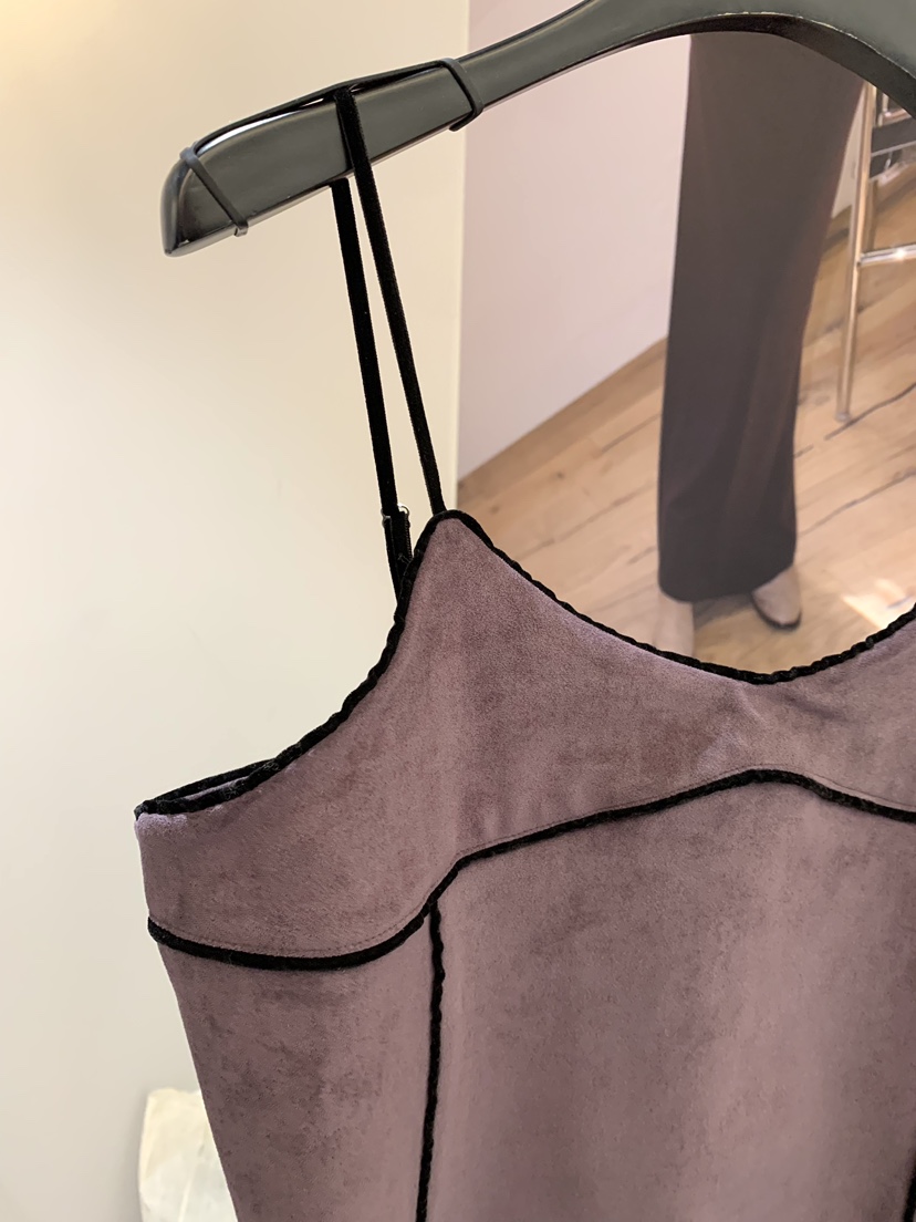 SOFTNESS韓國直郵女裝新品時尚人氣真品吊帶背心麂皮撞色Softness/Cosmic吊帶/背心