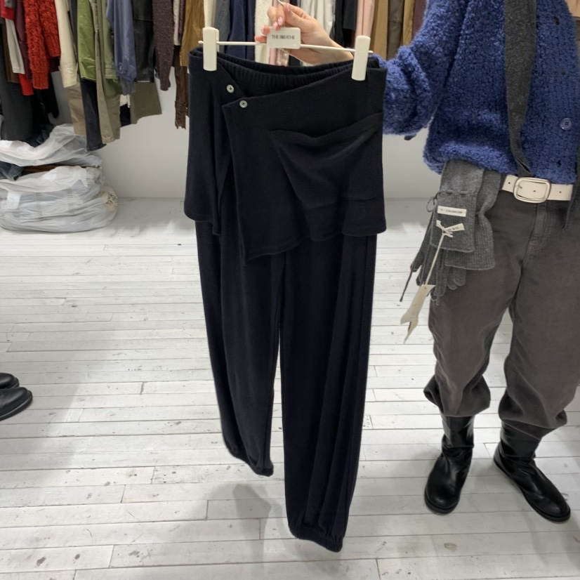 BREATHE東大門直郵女裝新品熱賣推薦真品時尚人氣裙褲安哥拉BREATHE裙褲圖色2黑