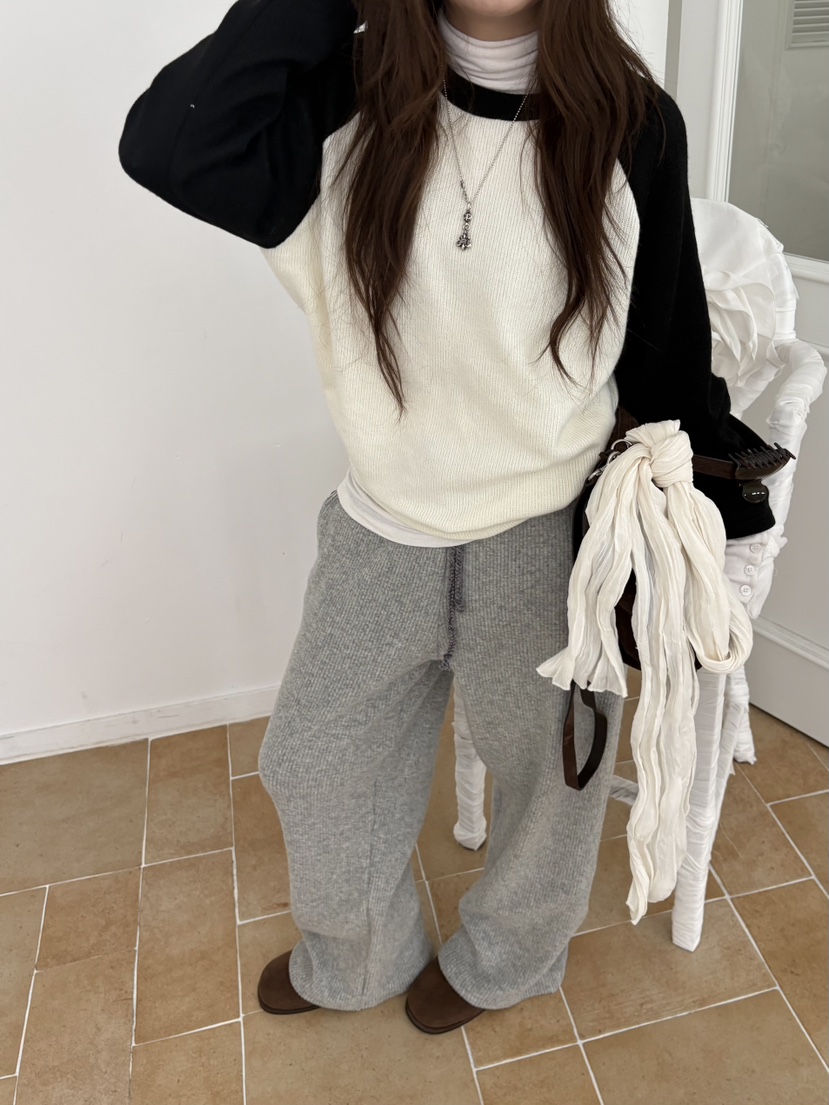 MUGE東大門代購女裝新款時尚推薦人氣真品休閑長袖T恤插肩MUGE長袖T恤