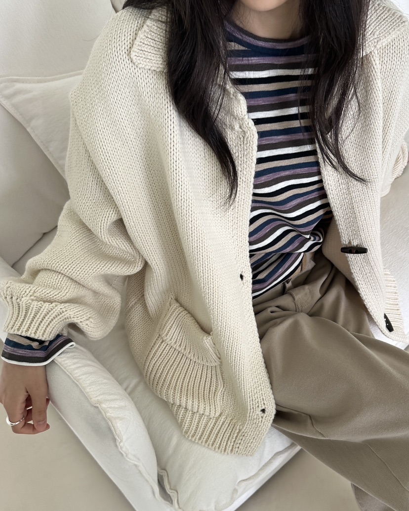 HOWDY/FACT THE NERD東大門代購女裝新品推薦人氣毛衣HOWDY/FACT THE NERD毛衣