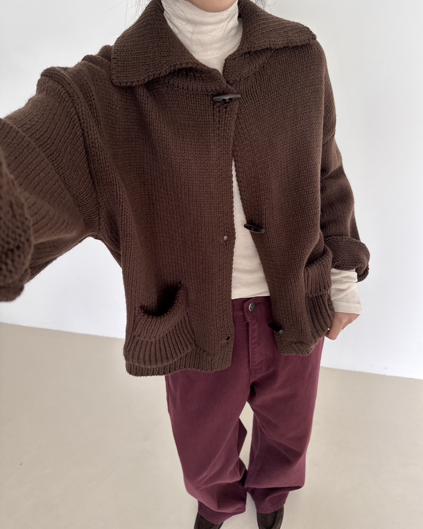 HOWDY/FACT THE NERD東大門代購女裝新品推薦人氣毛衣HOWDY/FACT THE NERD毛衣
