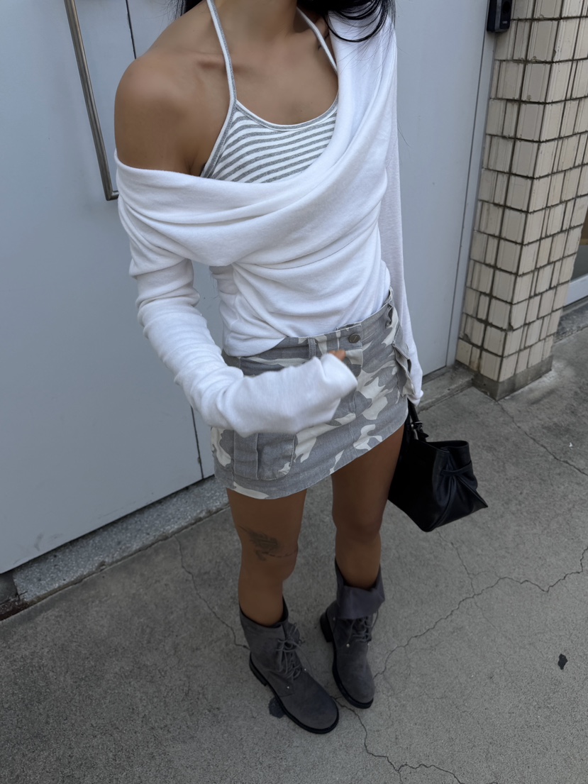 ABBEYLEE東大門直郵女士新款推薦真品時尚長袖T恤不含內搭ABBEYLEE長袖T恤