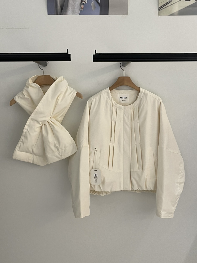 BUTTER-P韓國代購女裝新款休閑熱賣短款羽絨服羽絨服含圍巾BUTTER-P短款羽絨服