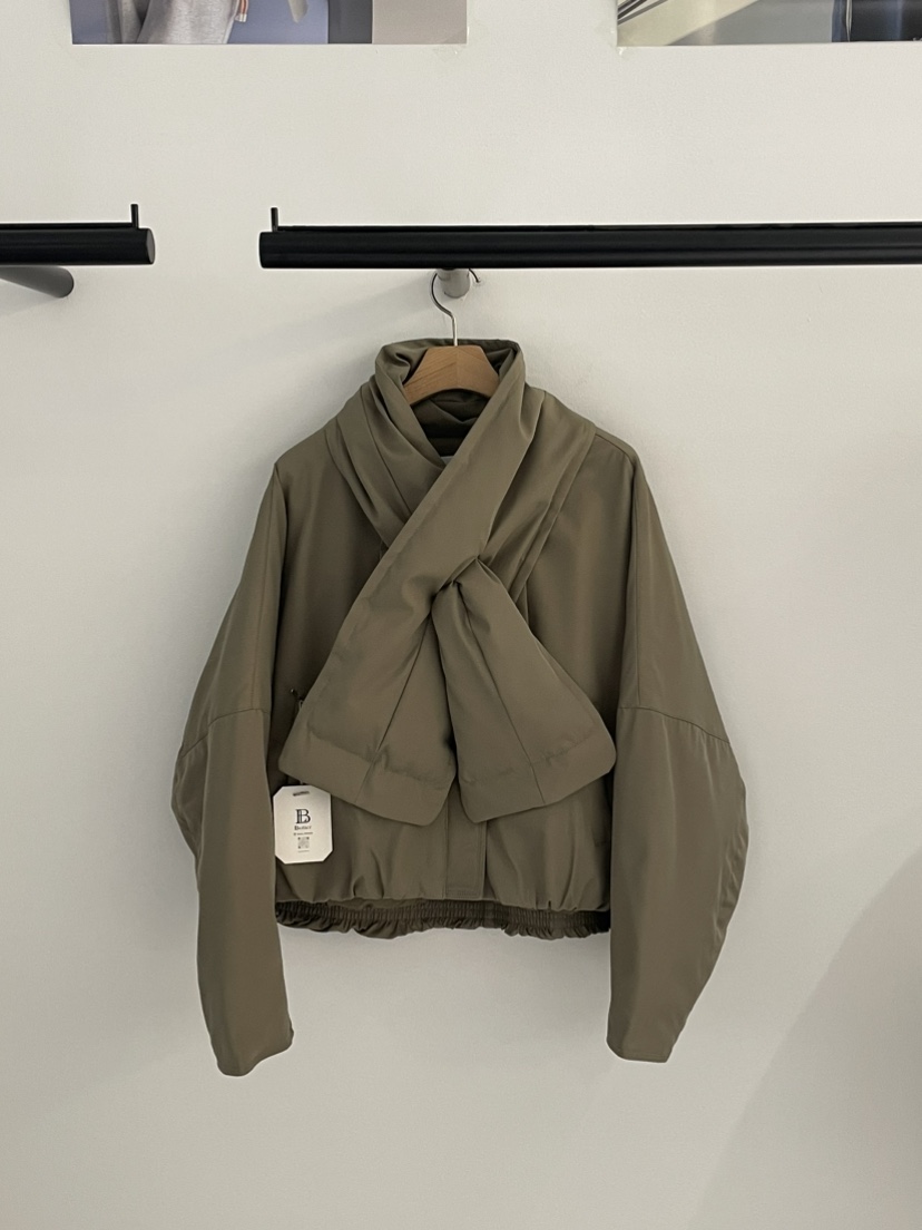 BUTTER-P韓國代購女裝新款休閑熱賣短款羽絨服羽絨服含圍巾BUTTER-P短款羽絨服圖色2