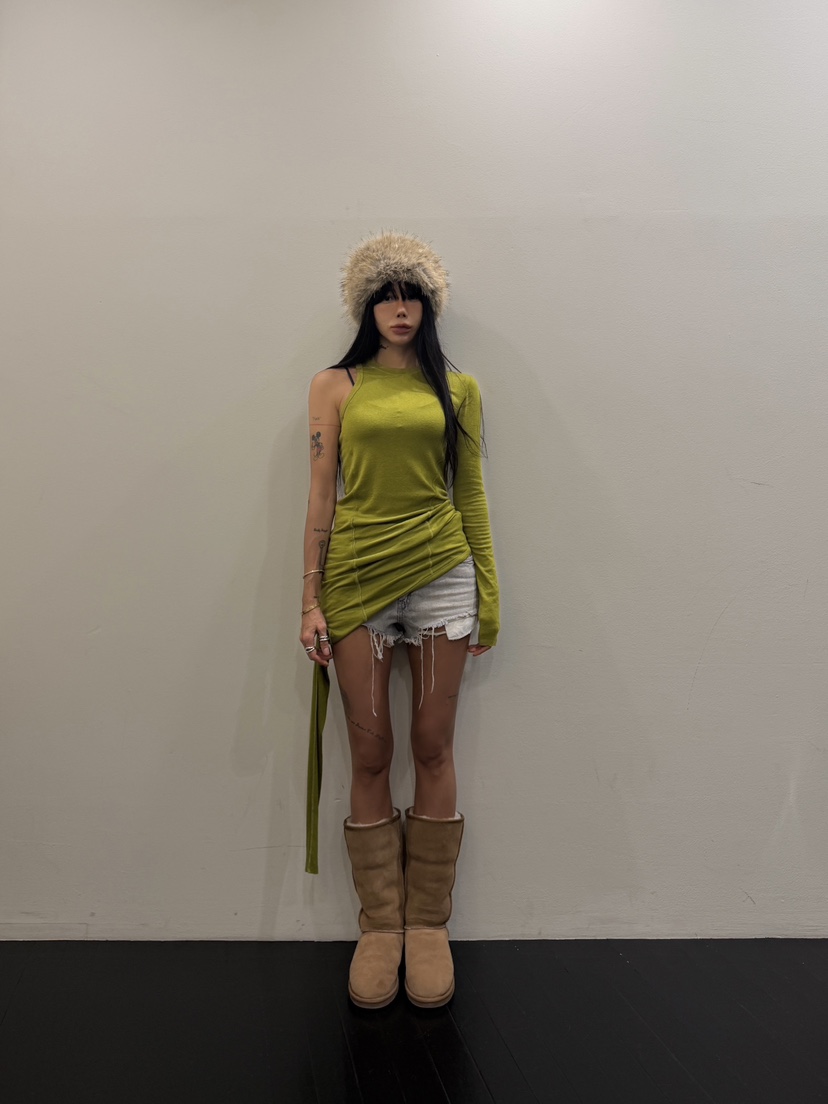 ABBEYLEE韓國代購女士新款真品時尚熱賣人氣長袖T恤兩種穿法ABBEYLEE長袖T恤