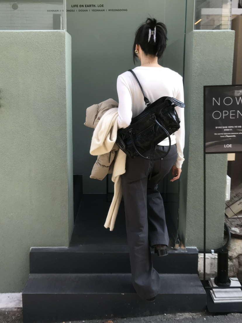 LOFN東大門代購女裝新款推薦熱賣時尚人氣真品休閑長袖T恤LOFN長袖T恤