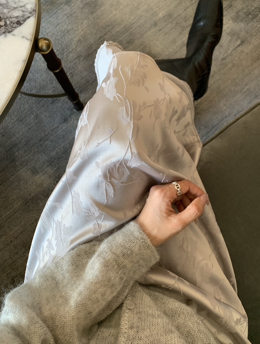 LA CREME東大門直郵女裝新款時尚休閑推薦半身裙中短裙緞LA CREME半身裙/中短裙