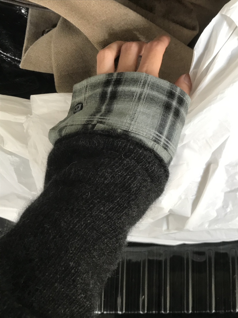 LOFN韓國代購女士新品真品休閑人氣推薦熱賣時尚襯衫蕾絲衫LOFN襯衫/蕾絲衫