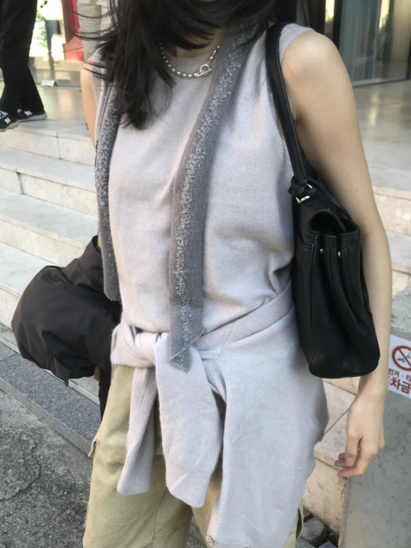 LOFN韓國直郵女裝新款休閑熱賣推薦時尚真品人氣吊帶背心LOFN吊帶/背心