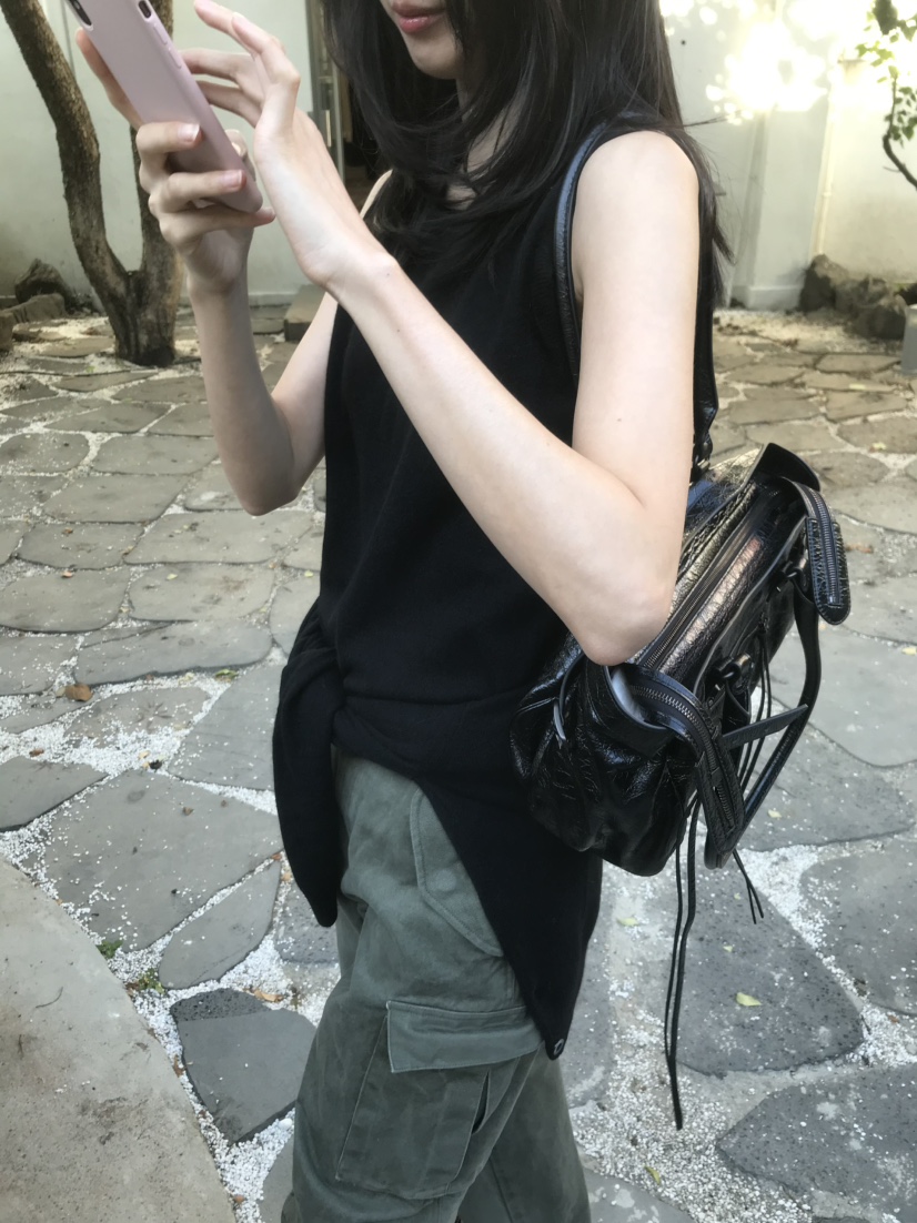LOFN韓國直郵女裝新款休閑熱賣推薦時尚真品人氣吊帶背心LOFN吊帶/背心