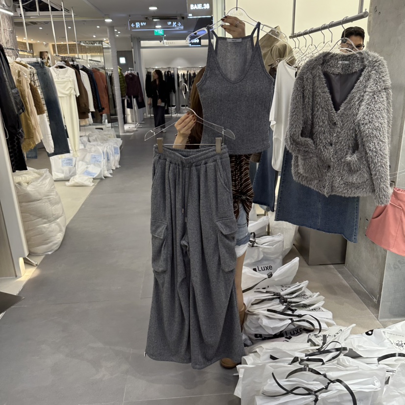 BAIE.38東大門實拍女裝新品休閑真品推薦時尚人氣套裝拉絨BAIE.38套裝圖色1