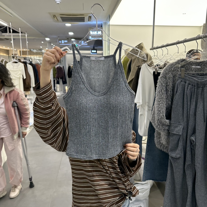 BAIE.38東大門代購女裝新品熱賣真品時尚休閑吊帶背心加絨BAIE.38吊帶/背心圖色3