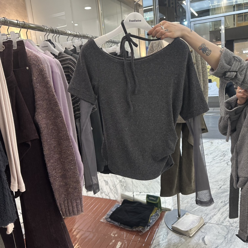 FOUNDATION韓國直郵女裝新品人氣推薦時尚長袖T恤假兩件褶皺FOUNDATION長袖T恤圖色2墨色
