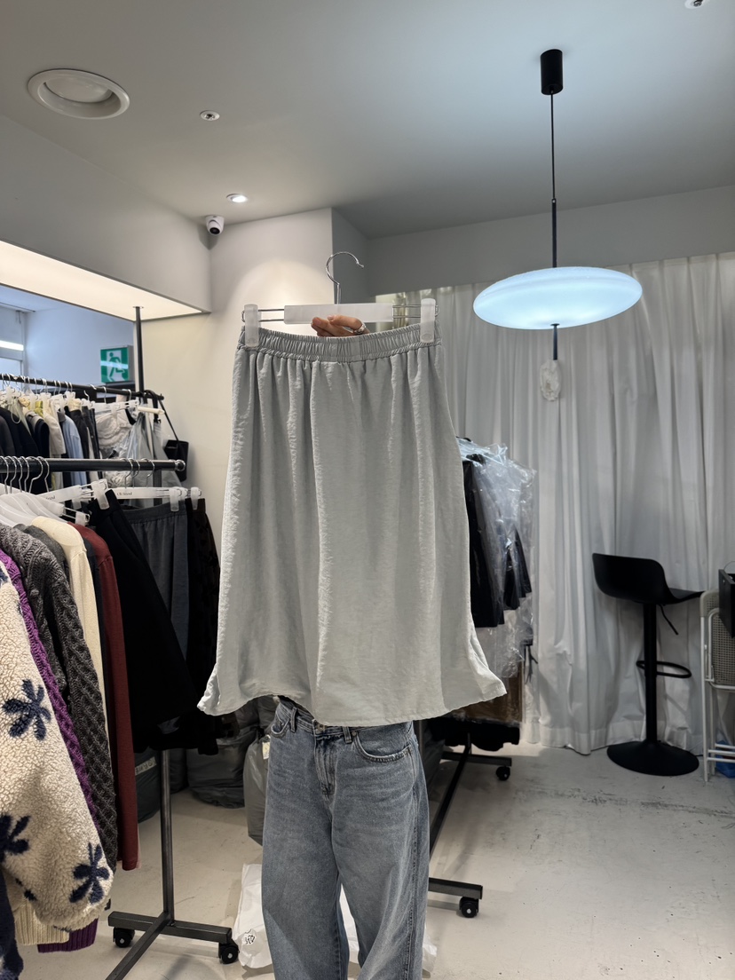 OLI SEOUL韓國直郵女裝新品時尚熱賣推薦人氣半身裙中短裙OLI SEOUL半身裙/中短裙