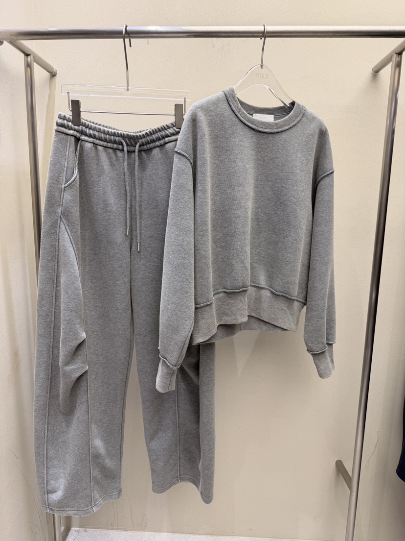 LATTE-P東大門直郵女士新品推薦時尚人氣熱賣真品休閑套裝LATTE-P套裝圖色1