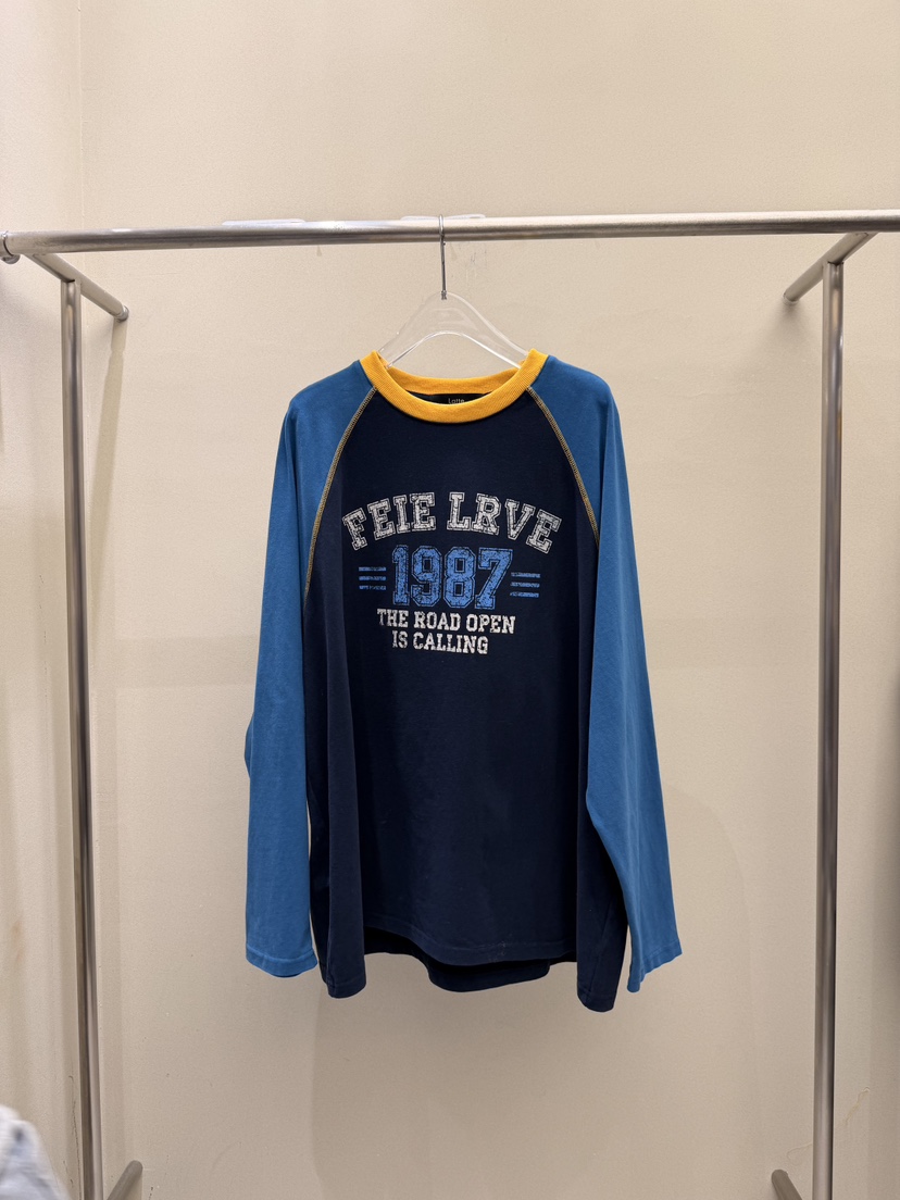 LATTE-P東大門實拍女裝新款熱賣時尚真品推薦人氣長袖T恤LATTE-P長袖T恤圖色2