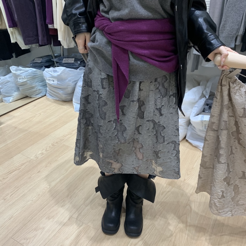 HAUS-A韓國直郵女裝新品時尚熱賣休閑真品半身裙中短裙花朵HAUSWOMEN半身裙/中短裙圖色2