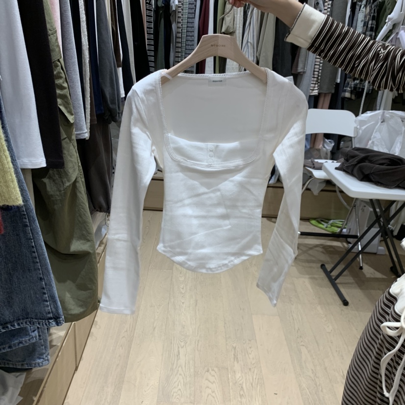 MONROE韓國代購女士新品人氣時尚休閑真品推薦熱賣長袖T恤MONROE長袖T恤圖色1