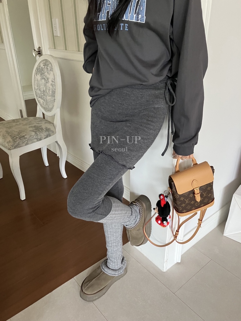 PIN-UP東大門直郵女裝新品熱賣時尚休閑推薦裙褲緊身褲保暖PIN-UP裙褲