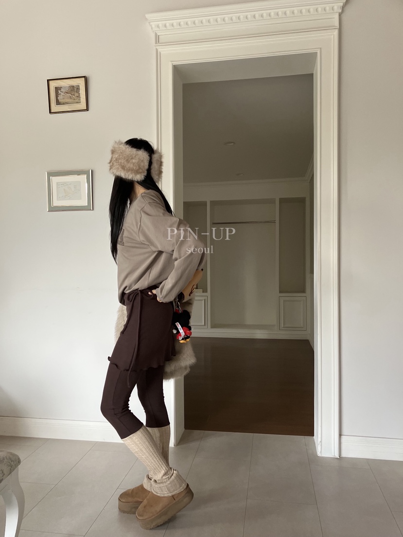 PIN-UP東大門直郵女裝新品熱賣時尚休閑推薦裙褲緊身褲保暖PIN-UP裙褲