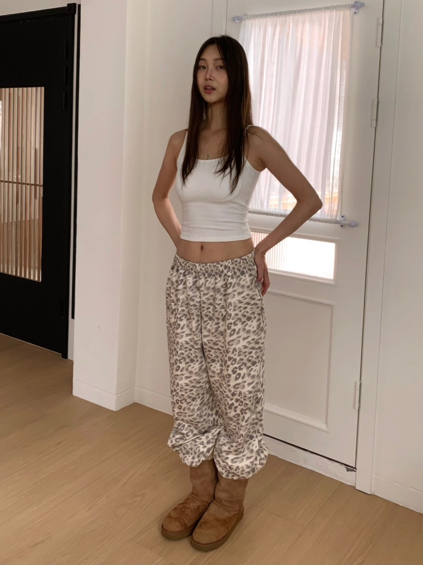 LIKEVAM韓國代購女裝新品時尚人氣真品吊帶背心加絨抓絨無袖LIKEVAM吊帶/背心