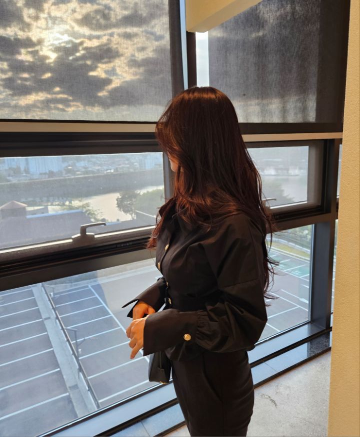 HIGH HEELS東大門實拍女士新款真品人氣時尚熱賣襯衫蕾絲衫HIGH HEELS襯衫/蕾絲衫