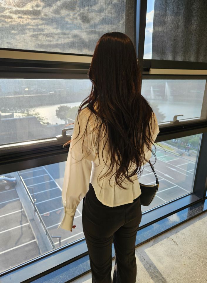 HIGH HEELS東大門實拍女士新款真品人氣時尚熱賣襯衫蕾絲衫HIGH HEELS襯衫/蕾絲衫