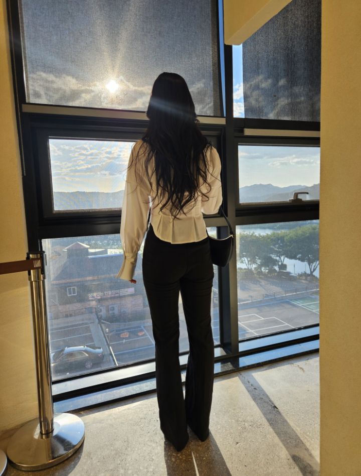 HIGH HEELS東大門實拍女士新款真品人氣時尚熱賣襯衫蕾絲衫HIGH HEELS襯衫/蕾絲衫