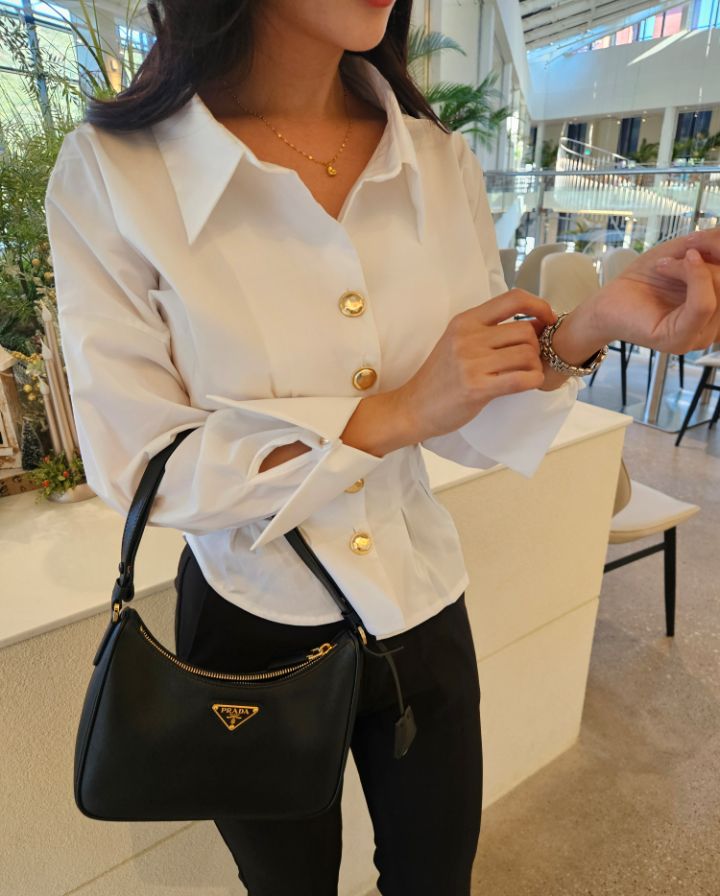 HIGH HEELS東大門實拍女士新款真品人氣時尚熱賣襯衫蕾絲衫HIGH HEELS襯衫/蕾絲衫