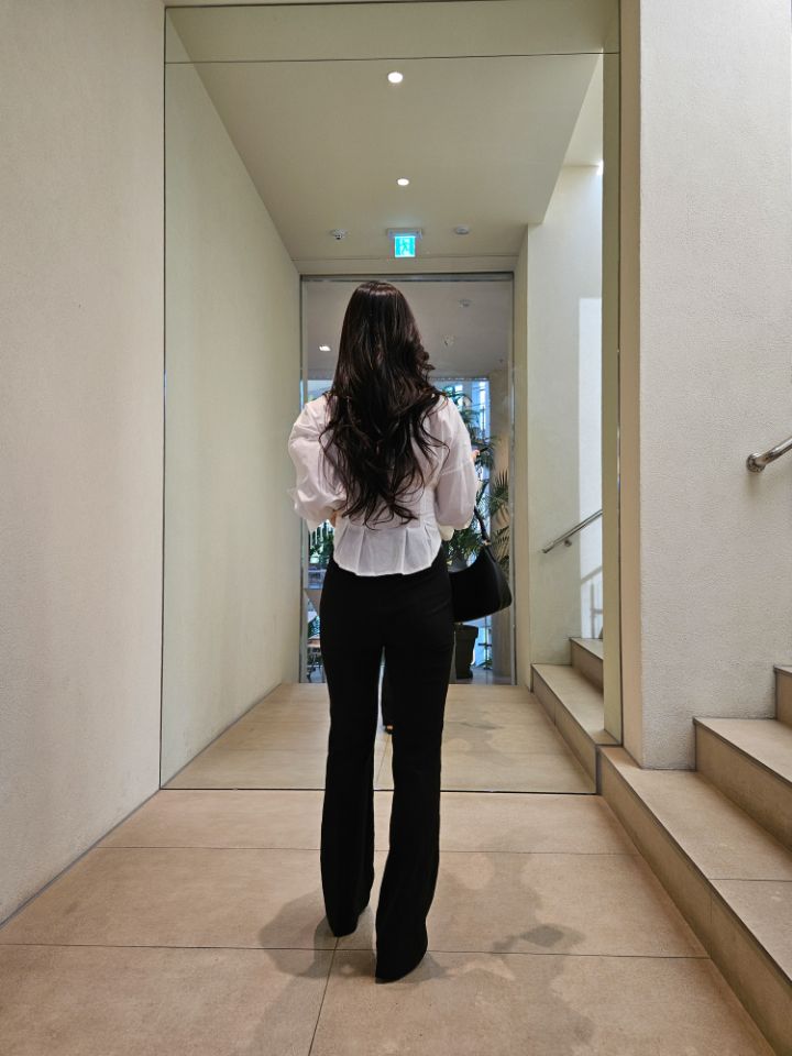 HIGH HEELS東大門實拍女士新款真品人氣時尚熱賣襯衫蕾絲衫HIGH HEELS襯衫/蕾絲衫