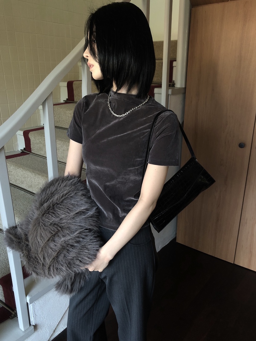 LE BUTTER韓國代購女裝新款推薦真品職業時尚T恤天鵝絨高領LE BUTTERT恤