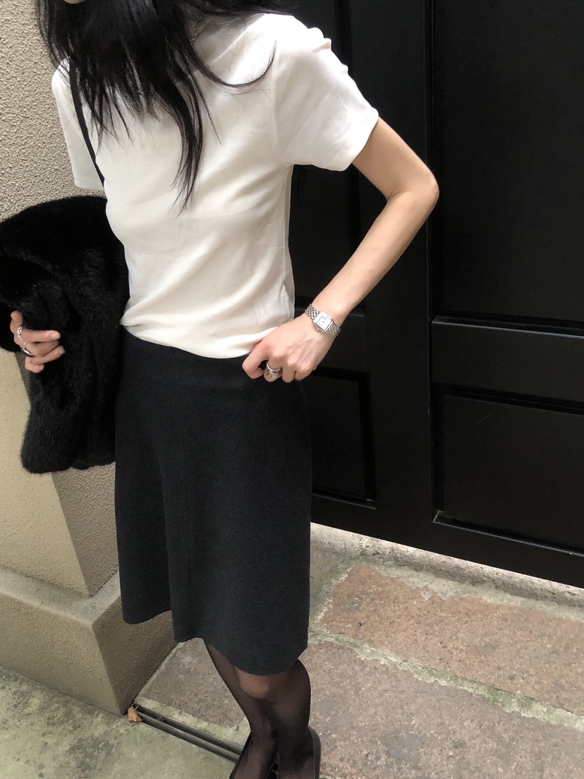 LE BUTTER韓國代購女裝新款推薦真品職業時尚T恤天鵝絨高領LE BUTTERT恤圖色2