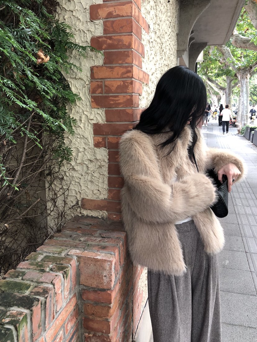 LE BUTTER韓國代購女裝新品時尚休閑職業熱賣人氣短款大衣LE BUTTER短款大衣