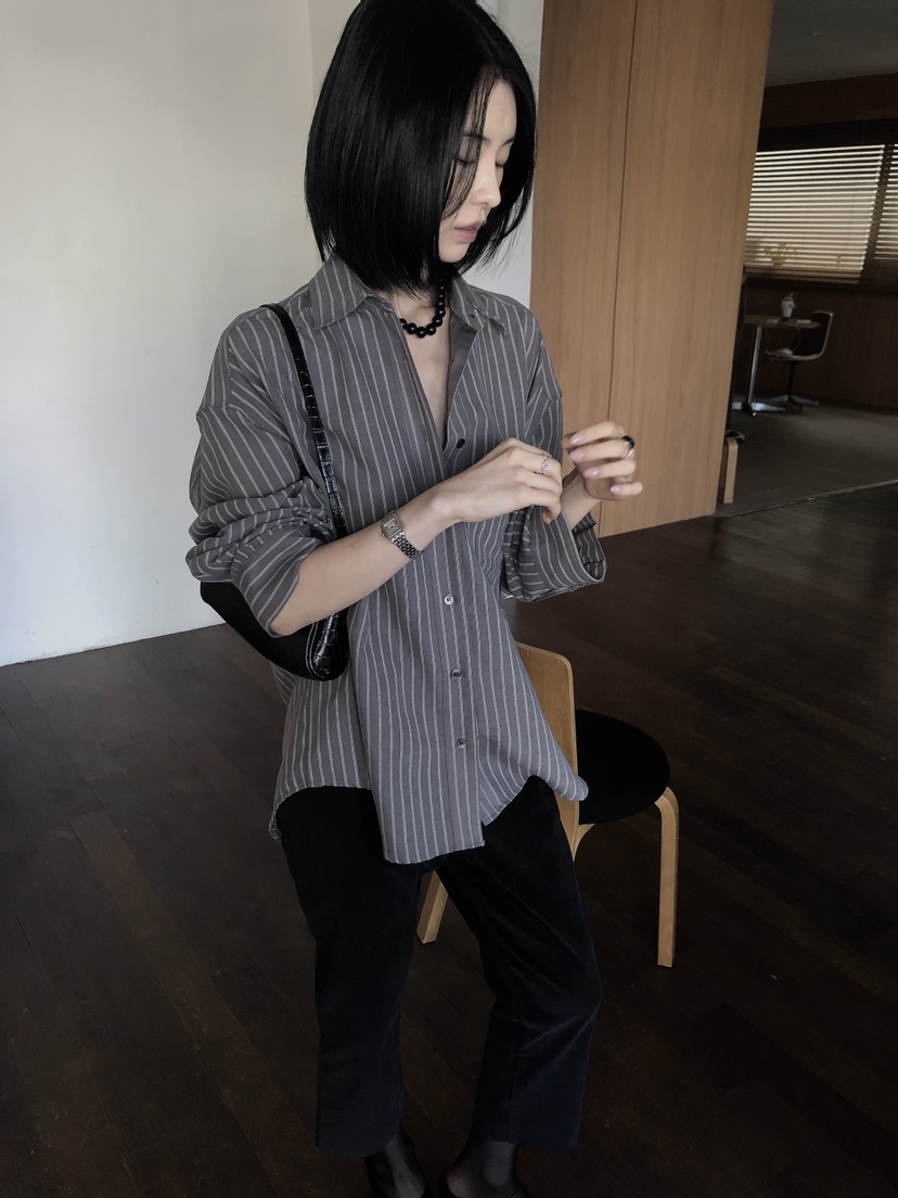LE BUTTER東大門代購女裝新款時尚推薦熱賣人氣襯衫蕾絲衫LE BUTTER襯衫/蕾絲衫