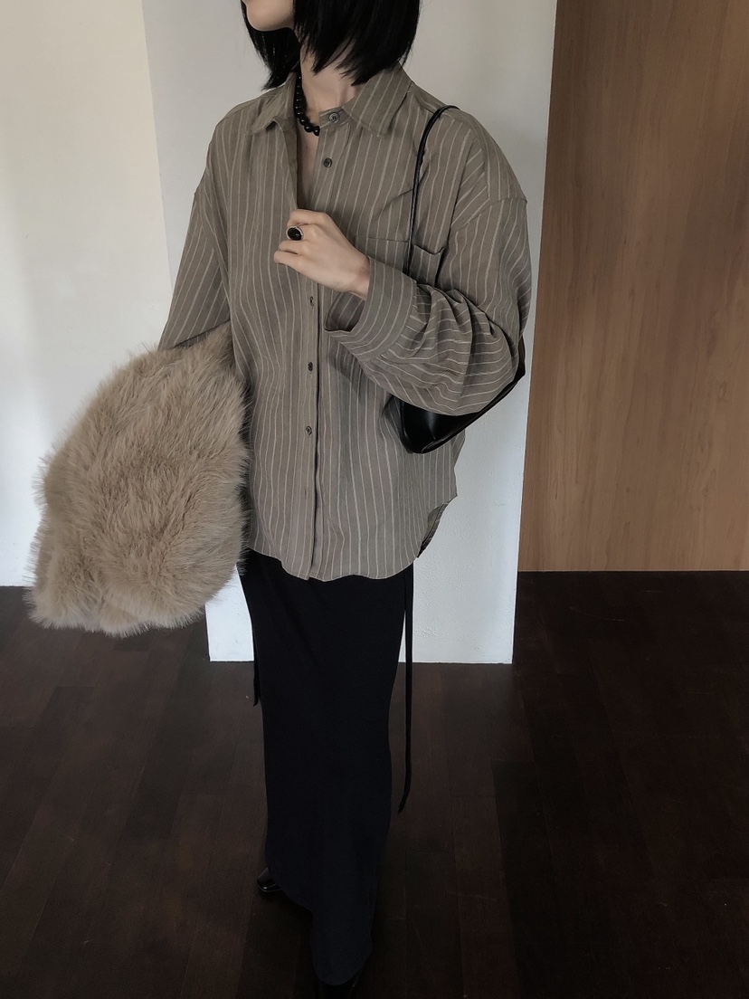 LE BUTTER東大門代購女裝新款時尚推薦熱賣人氣襯衫蕾絲衫LE BUTTER襯衫/蕾絲衫
