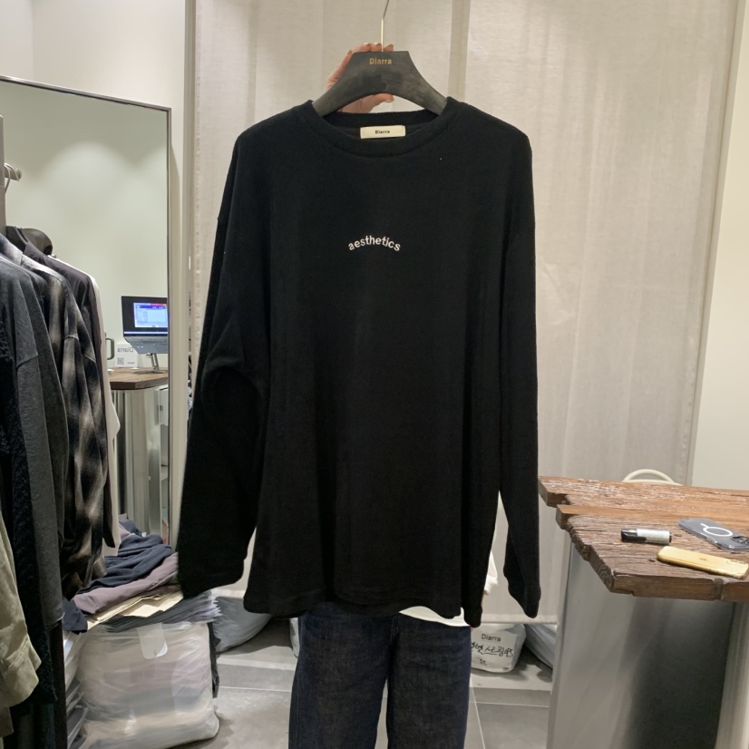 DIARRA東大門實拍女裝新品熱賣人氣時尚真品推薦衛衣刺繡Diarra衛衣圖色2