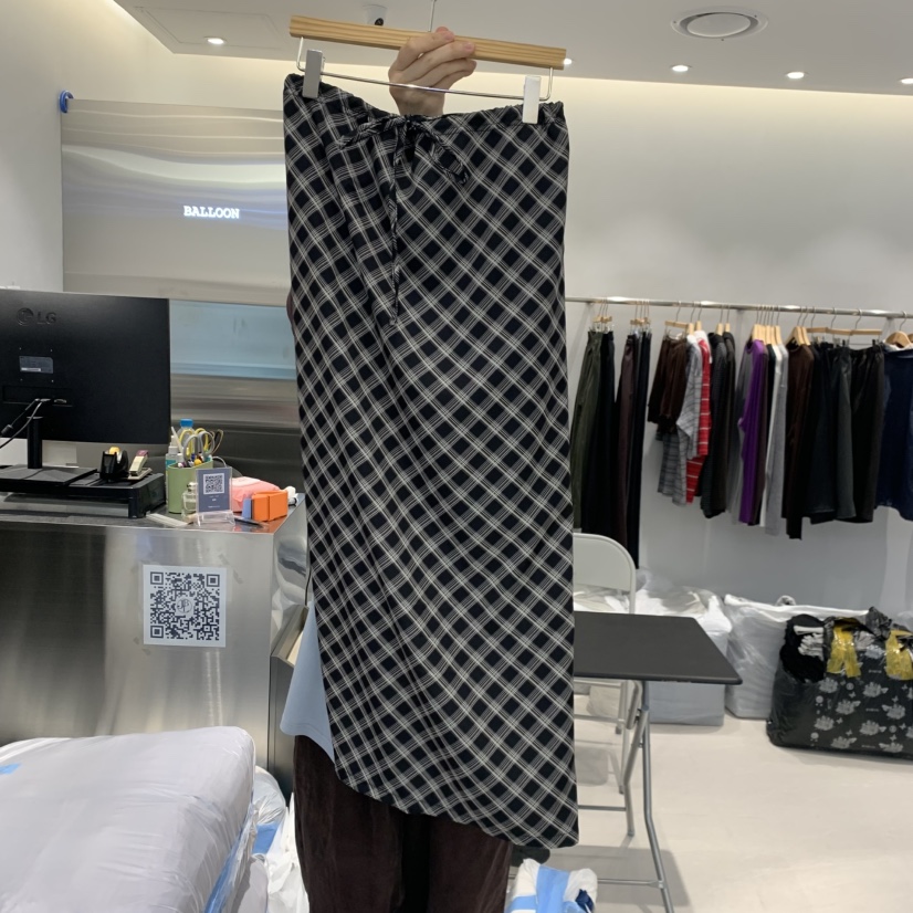 J.BALLOON東大門代購女裝新品真品休閑職業熱賣時尚長裙J.BALLOON長裙圖色1
