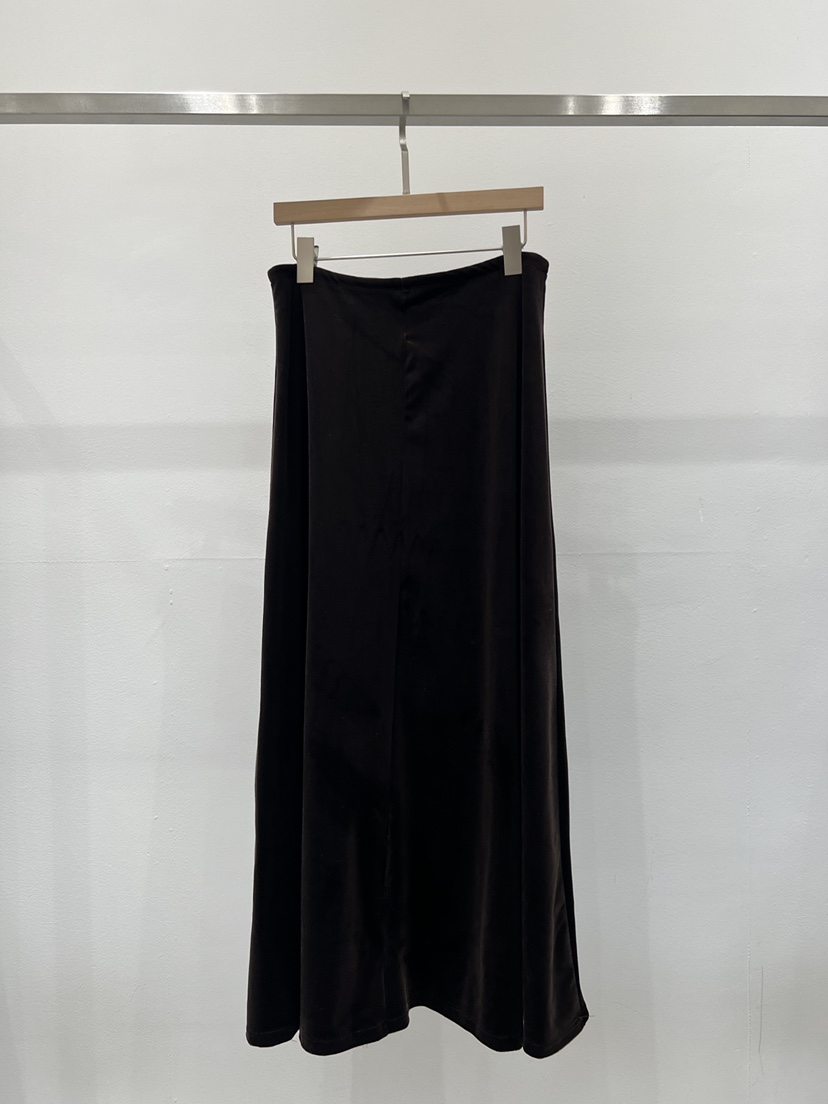 RE STYLE-Q東大門代購女裝新品人氣職業熱賣長裙天鵝絨RE STYLE長裙