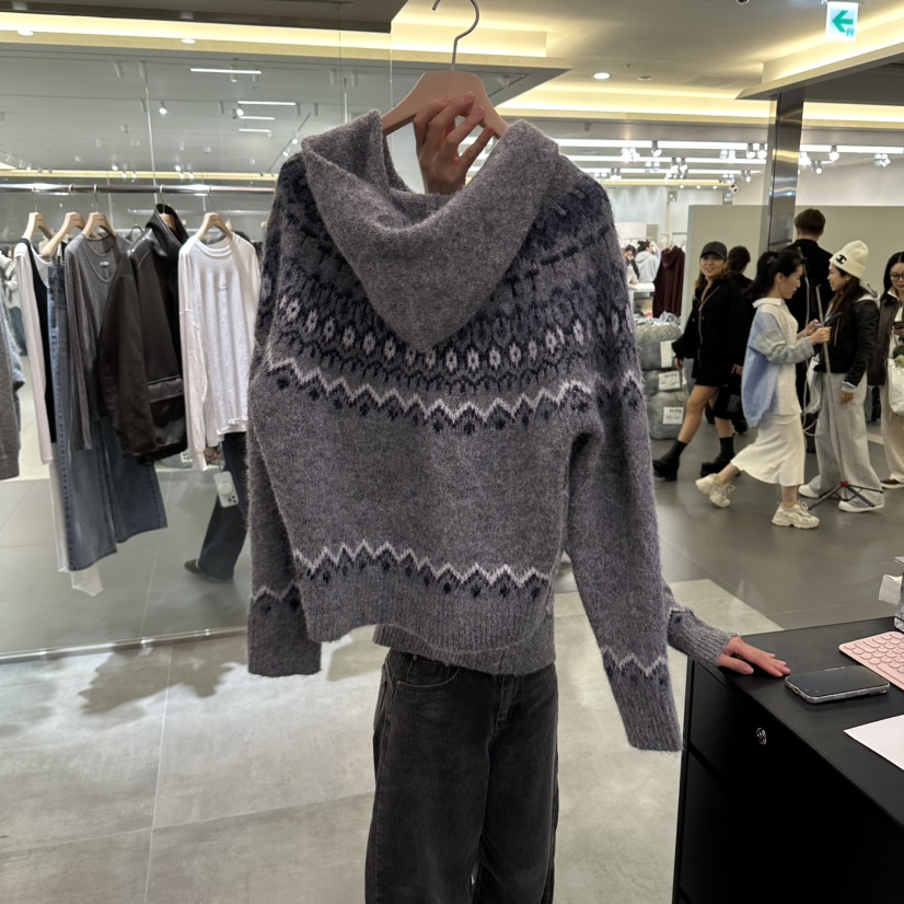 URBANSTORY/REMAKING東大門實拍女士新款推薦毛衣拉鏈連帽衫Remaking/URBANSTORY毛衣
