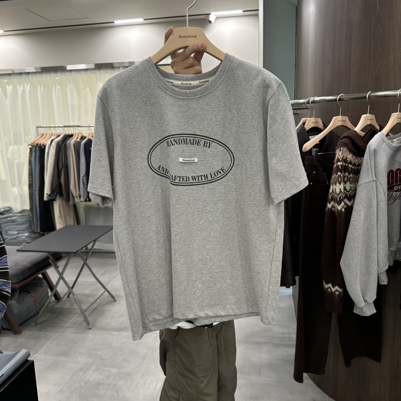 URBANSTORY/REMAKING東大門直郵女裝新品推薦時尚真品T恤Remaking/URBANSTORYT恤圖色3灰色
