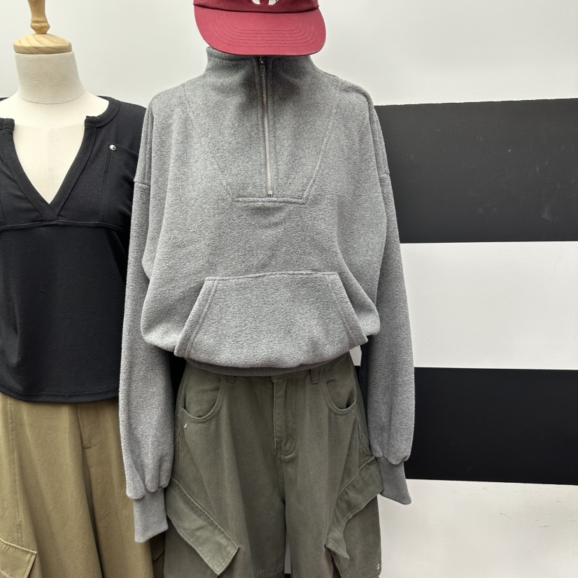 DAILY MOMENT韓國直郵女裝新品熱賣真品人氣休閑職業衛衣DAILY MOMENT衛衣圖色1