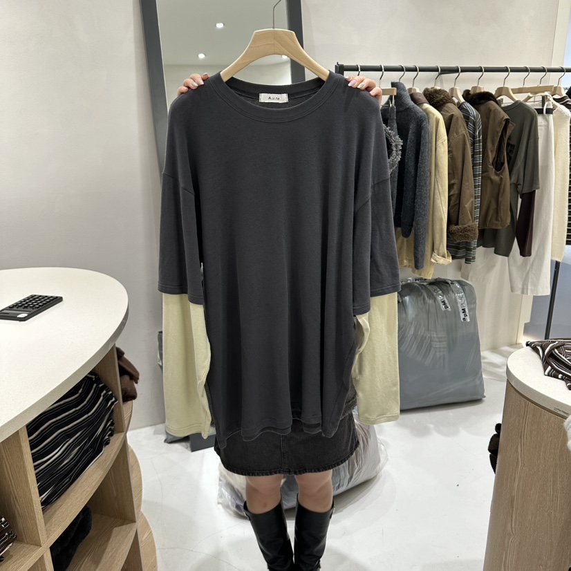 AURA韓國代購女裝新品人氣時尚推薦休閑熱賣真品長袖T恤撞色Au ra長袖T恤圖色3