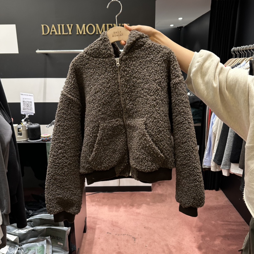 DAILY MOMENT韓國代購女士新品時尚職業夾克羊羔絨連帽衫DAILY MOMENT夾克圖色2