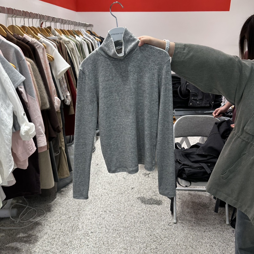 ATPZ東大門實拍女士新品真品推薦職業時尚人氣長袖T恤高領ATTENTION PLEAES長袖T恤圖色2