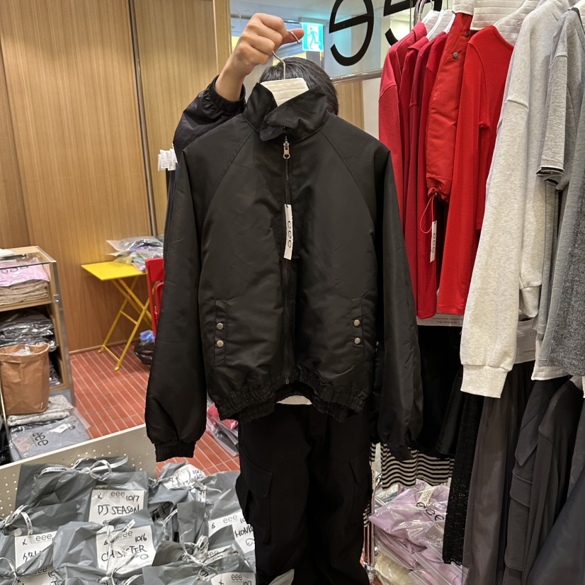 EEE韓國代購女士新品時尚人氣真品夾克兩面穿系帶雙面絎縫EEE夾克圖色1