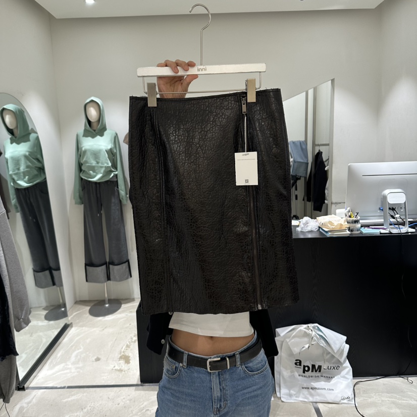 INNI韓國代購女裝新款人氣時尚熱賣真品休閑半身裙中短裙INNI半身裙/中短裙圖色2棕色