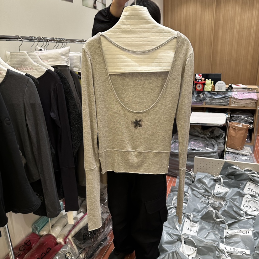 EEE韓國代購女裝新品人氣真品熱賣時尚推薦休閑長袖T恤EEE長袖T恤