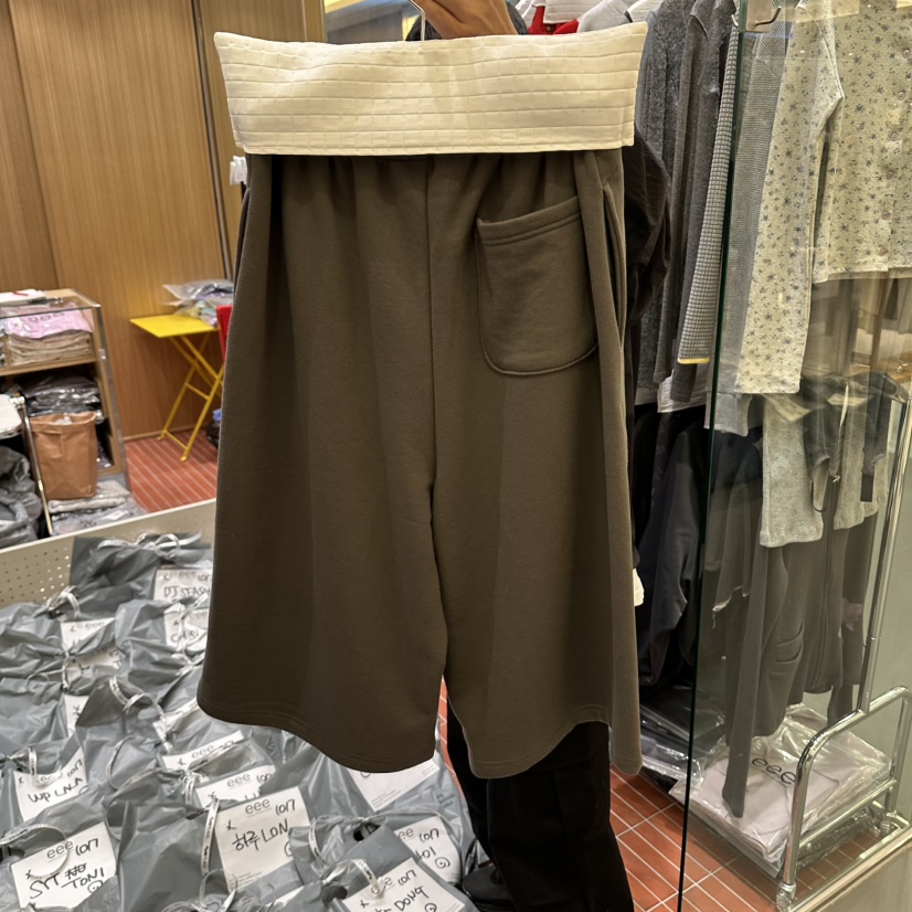 EEE東大門直郵女士新品休閑真品推薦熱賣時尚人氣短褲EEE短褲